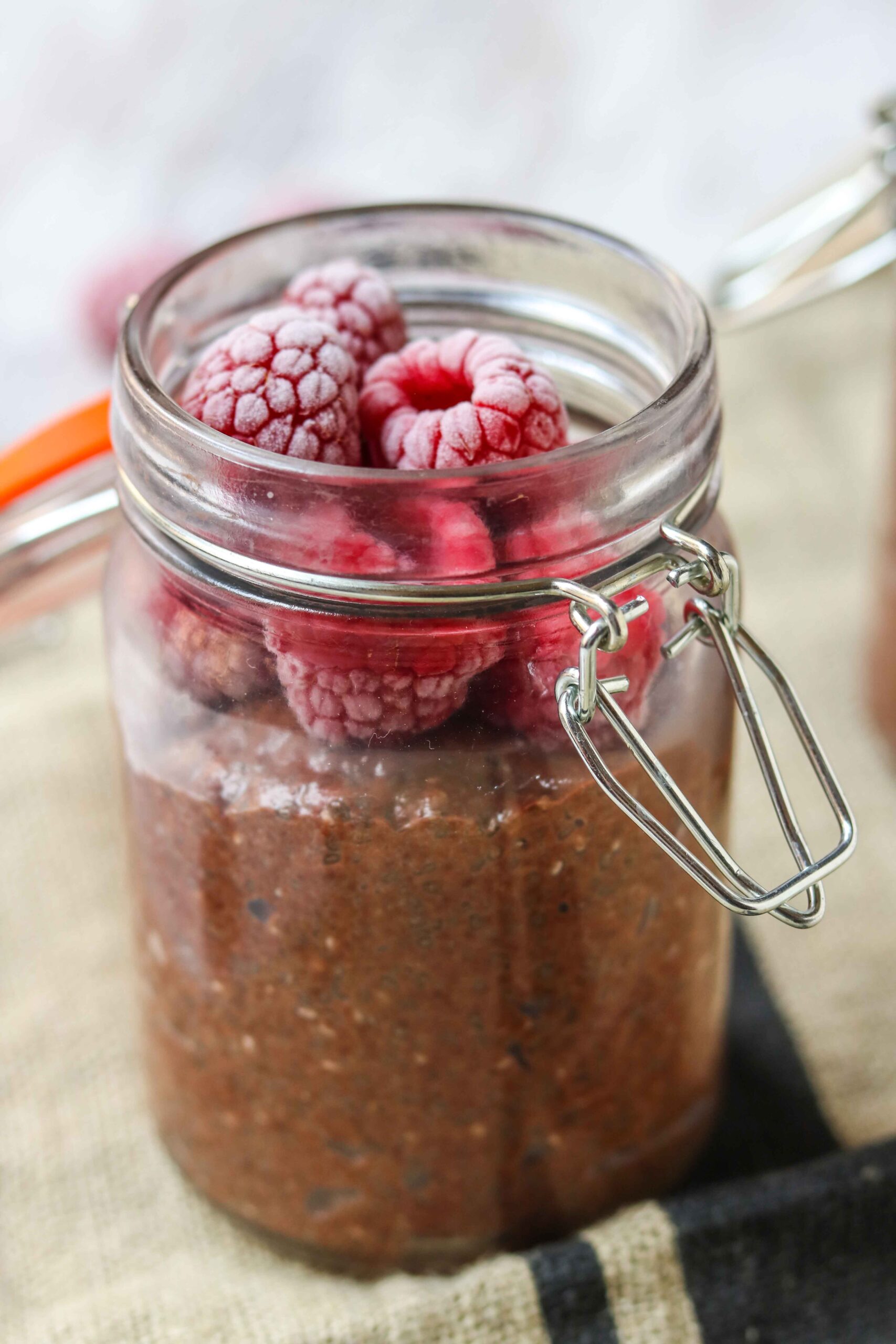 Chocolate Chia Pudding Angedim