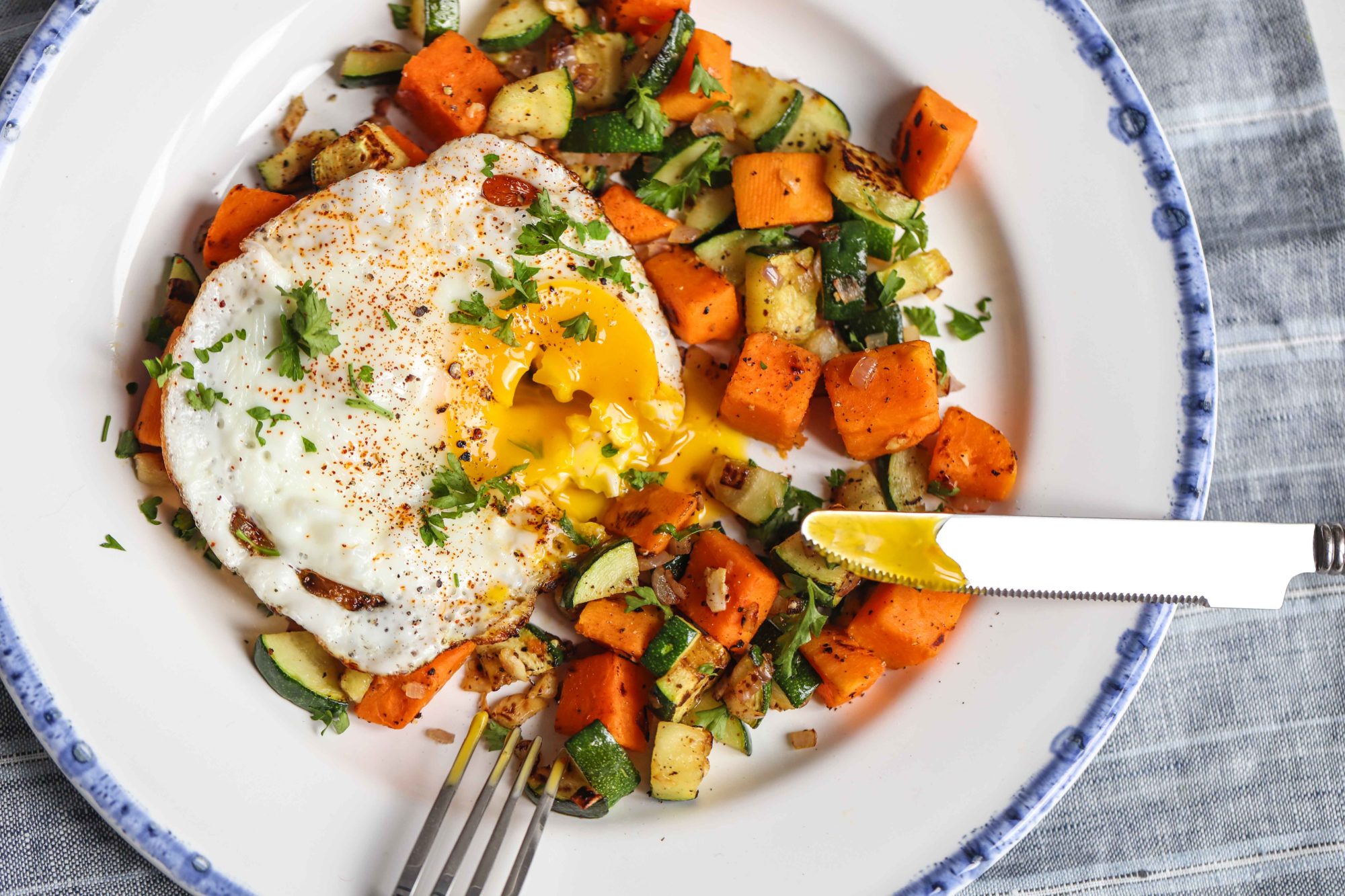 Sweet potato & zucchini hash - Angedim