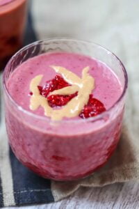 peanut butter jelly smoothie