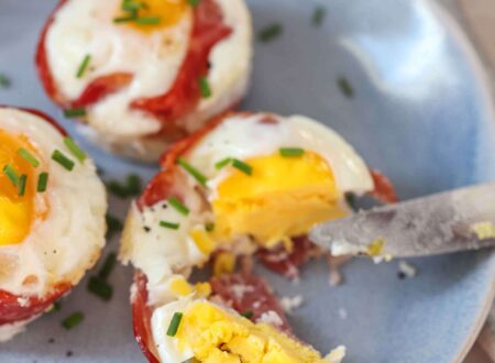 Egg bacon wrapped cups