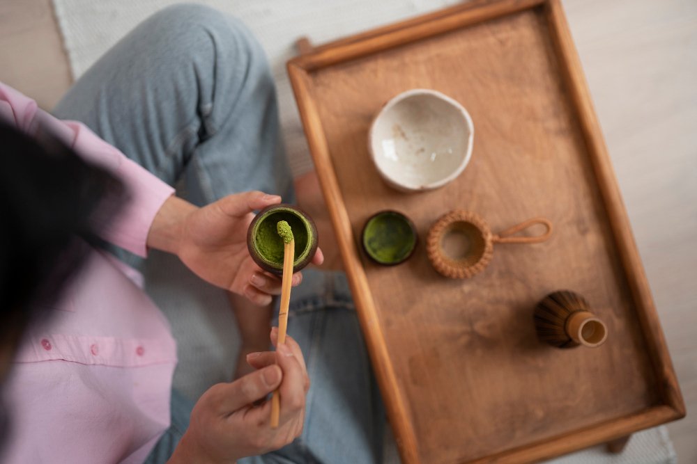 Using matcha as a drink for relaxation and a far burning boost - you've got it made!