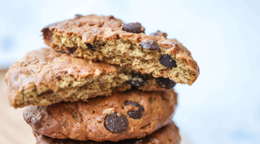 Chocolate Chip Oat Cookies