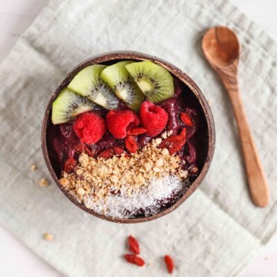 Healthy and delicious acai bowl
