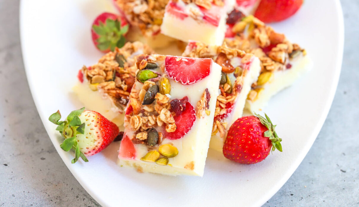 Frozen Yogurt Bark