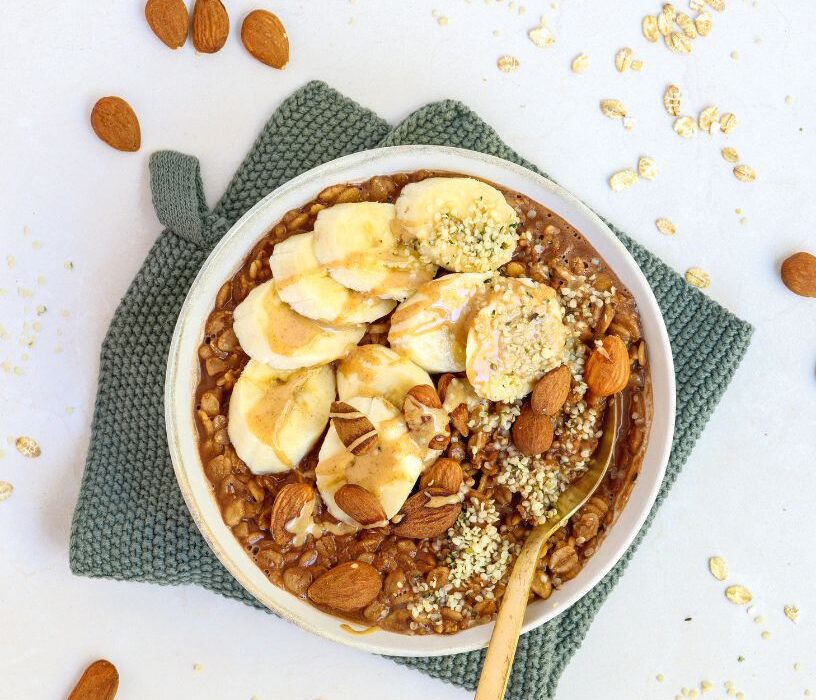 Cacao and almond porridge